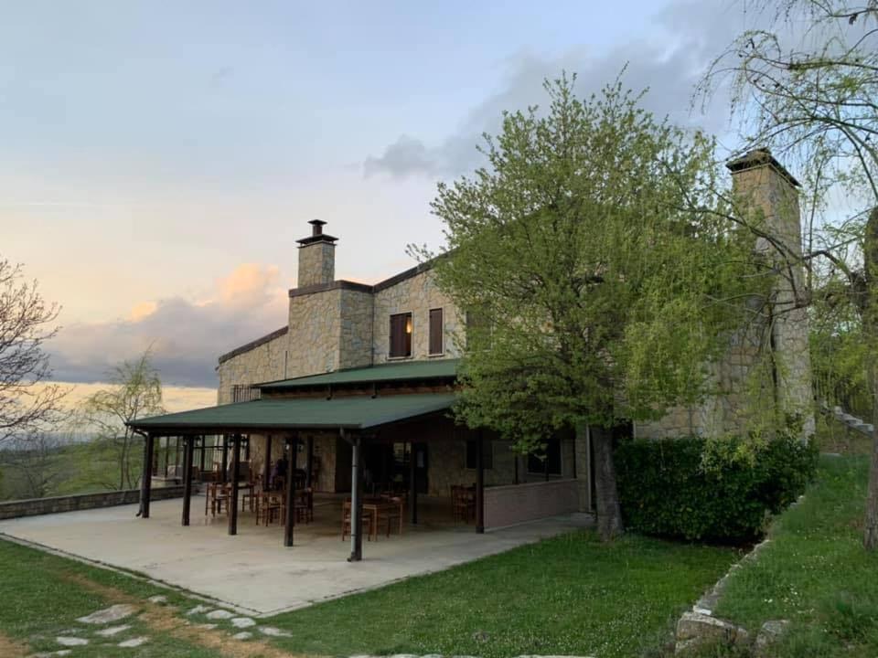 Terrae Eremis: Ristorante, Bar, B&B Roccamorice Extérieur photo