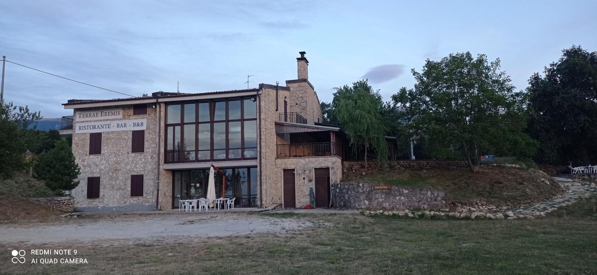 Terrae Eremis: Ristorante, Bar, B&B Roccamorice Extérieur photo